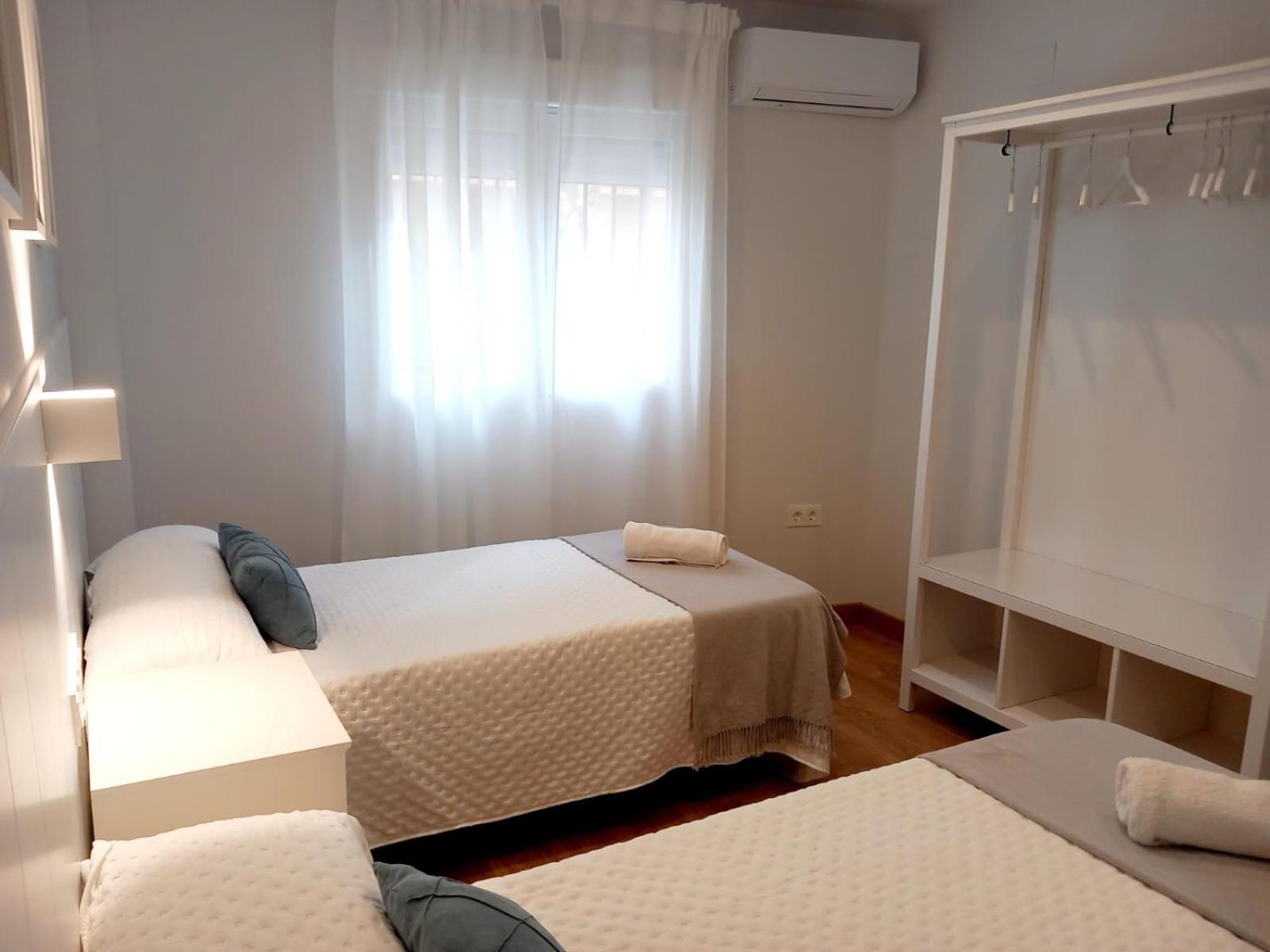 Apartamento Turistico Palacio De Los Deportes Granada Exterior foto